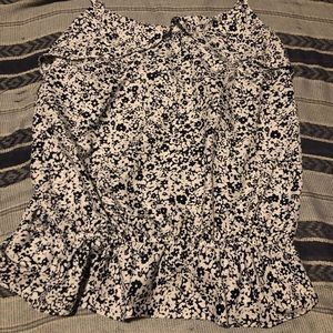 Adjustable strap tank